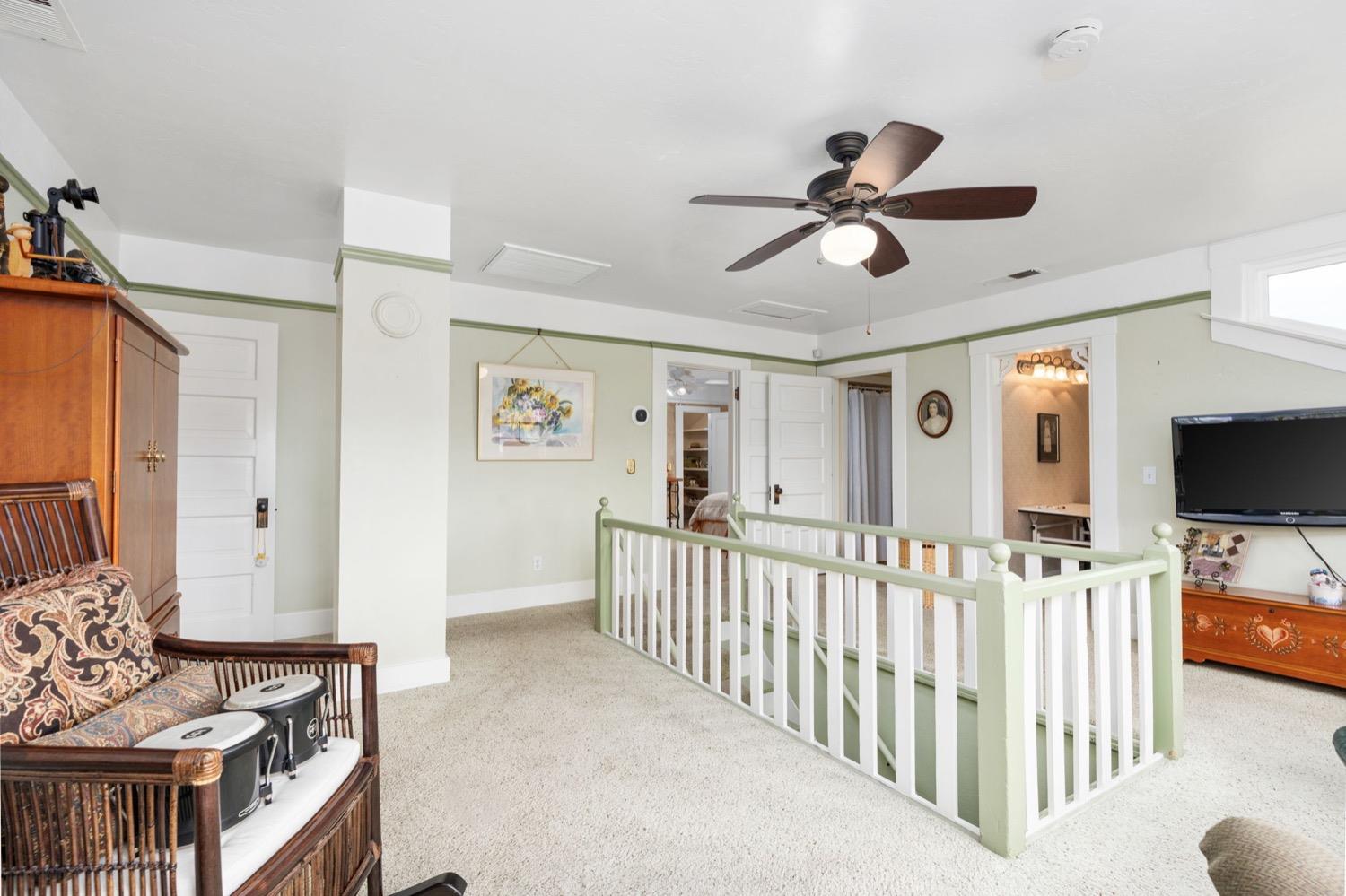 406 Oxford Avenue Clovis, CA 93612 - Photo 51 of 89