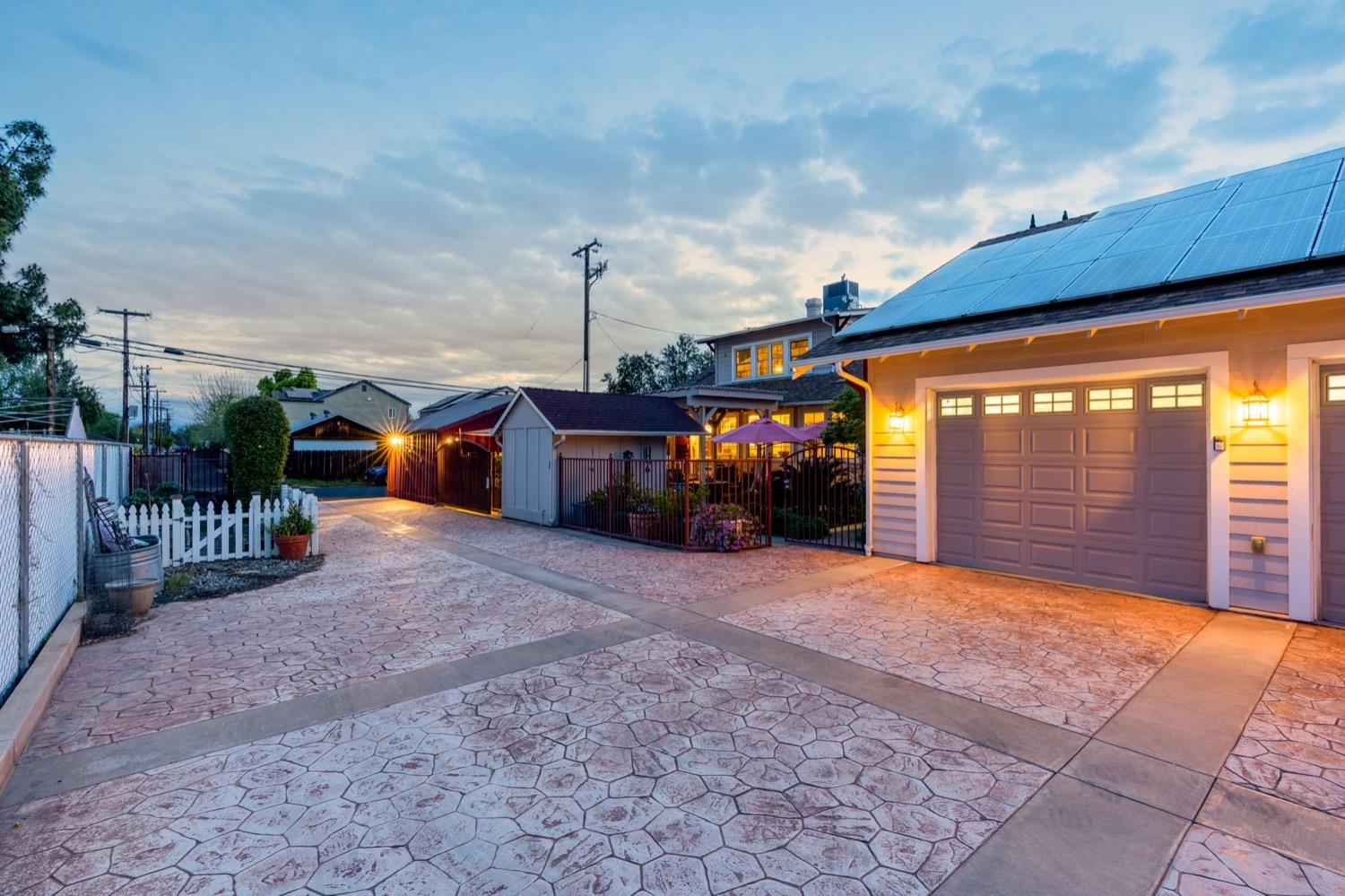 406 Oxford Avenue Clovis, CA 93612 - Photo 62 of 89