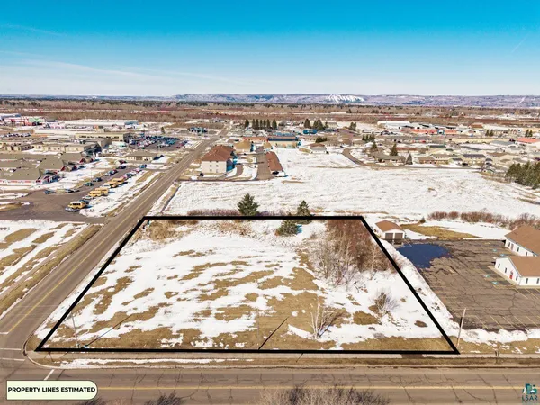 $319,000 | 30-xx Hammond Avenue, Superior, WI 54880