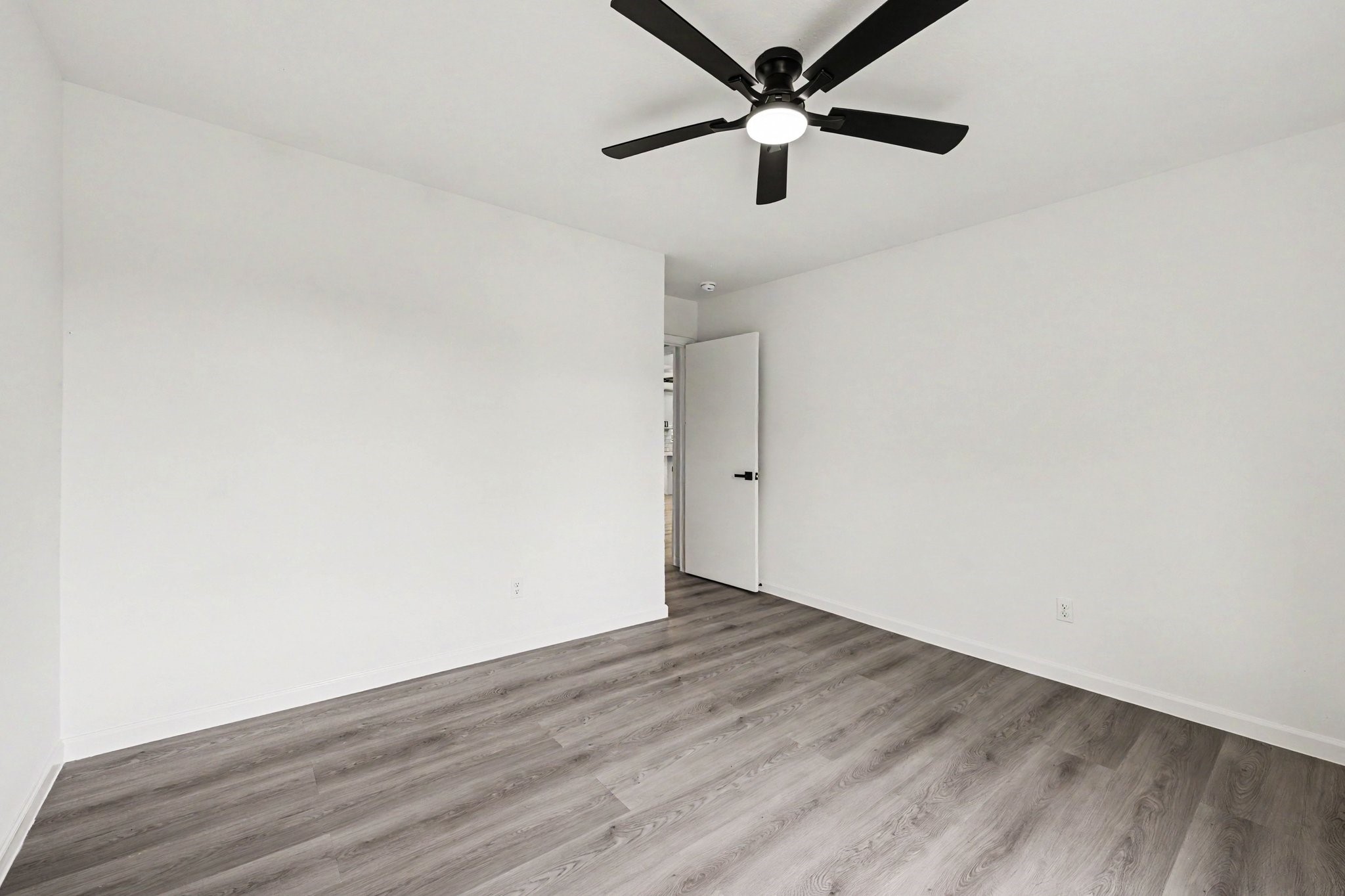 7607 Grape Street Houston, TX 77074 - Photo 15 of 42