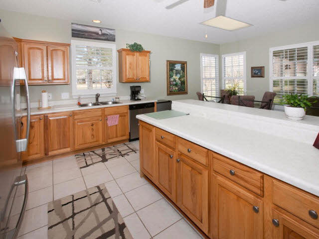 614 Pinehurst Point Gulf Shores, AL 36542 - Photo 16 of 44 Kitchen