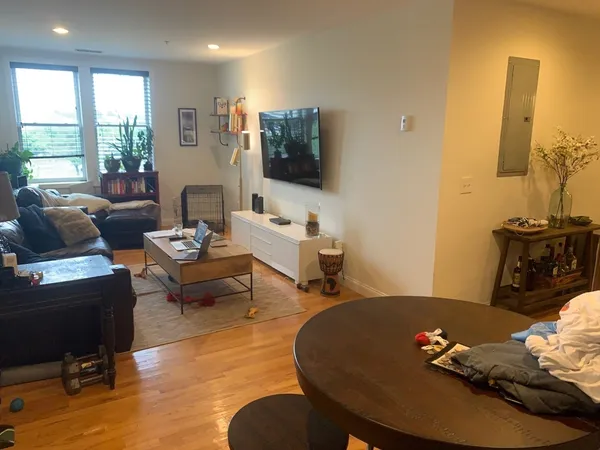 $3,100 | 100 Fellsway West, Unit 204, Somerville, MA 02145