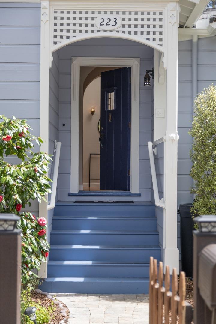 223 Minerva Avenue Pacifica, CA 94044 - Photo 5 of 48 a front view of a house with a garden