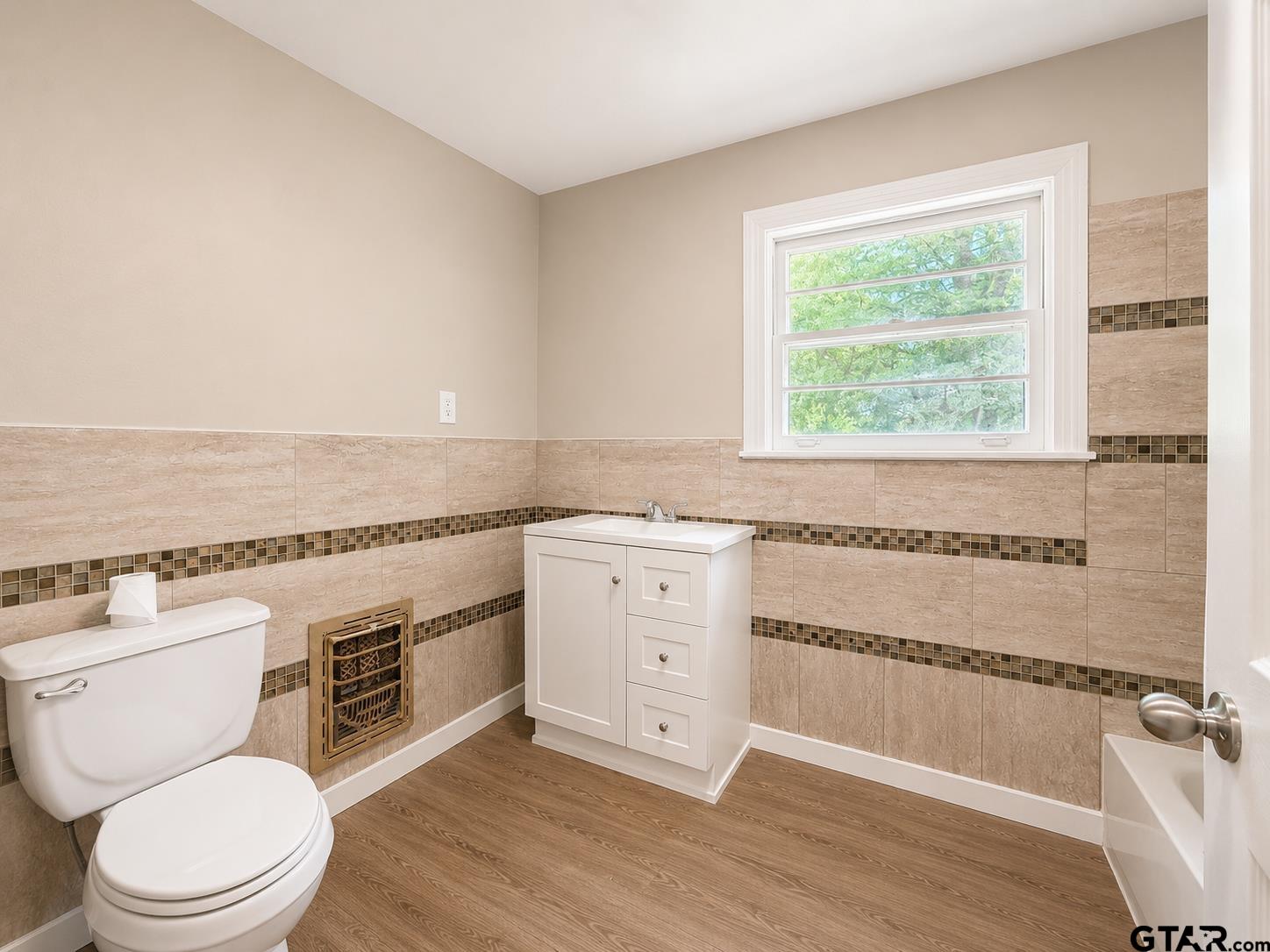 2822 West Front Street Tyler, TX 75702 - Photo 14 of 26
