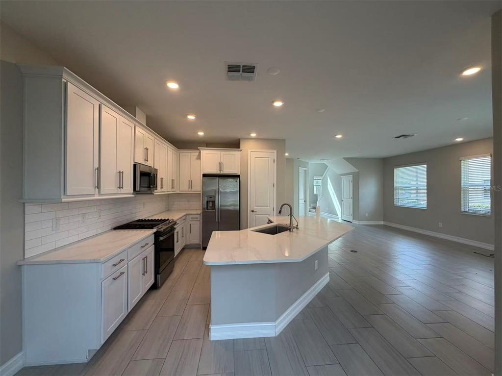 4565 Ancona Way Wesley Chapel, FL 33543 - Photo 3 of 22