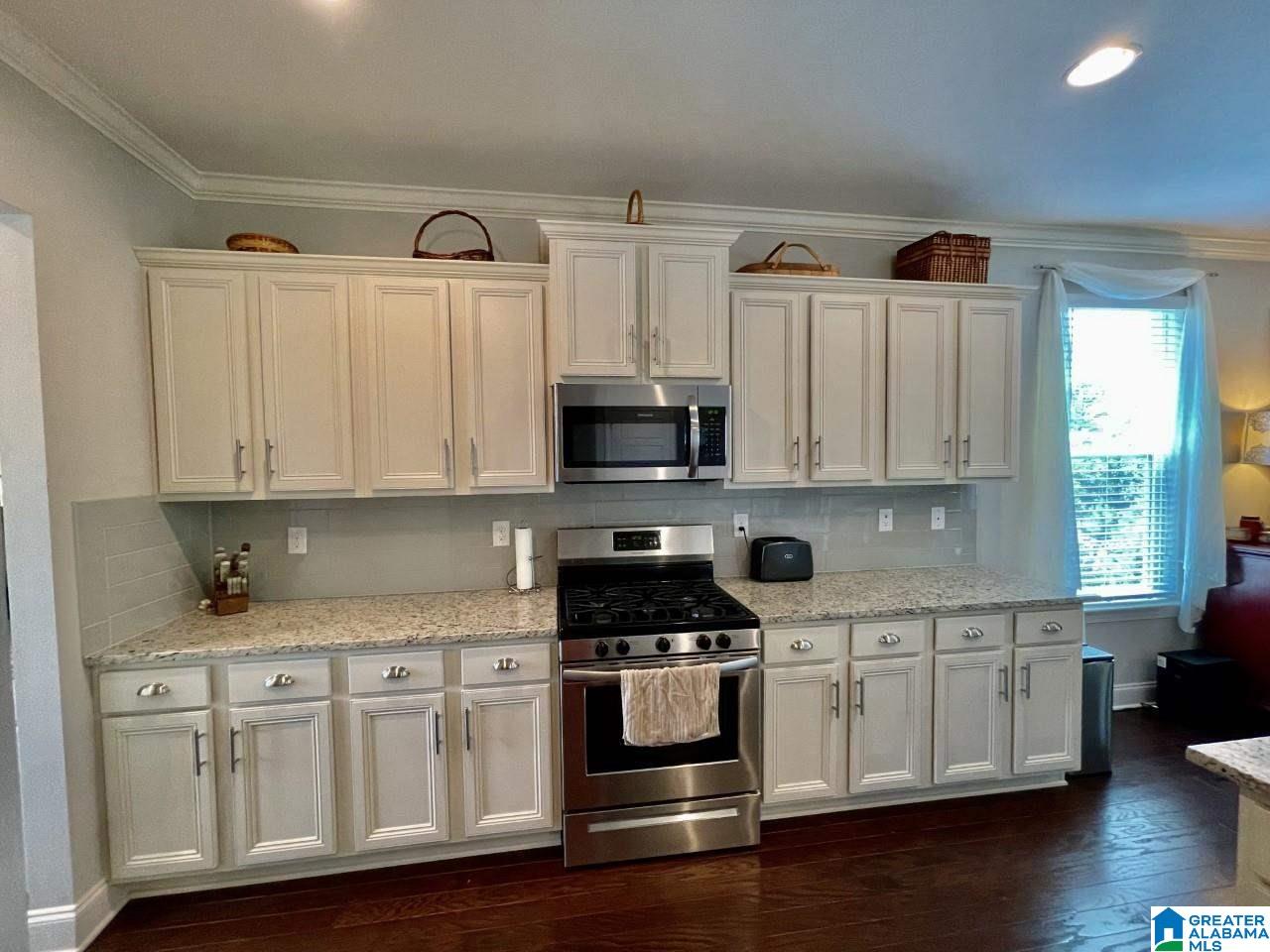 4036 Laura Lane Chelsea, AL 35043 - Photo 8 of 47