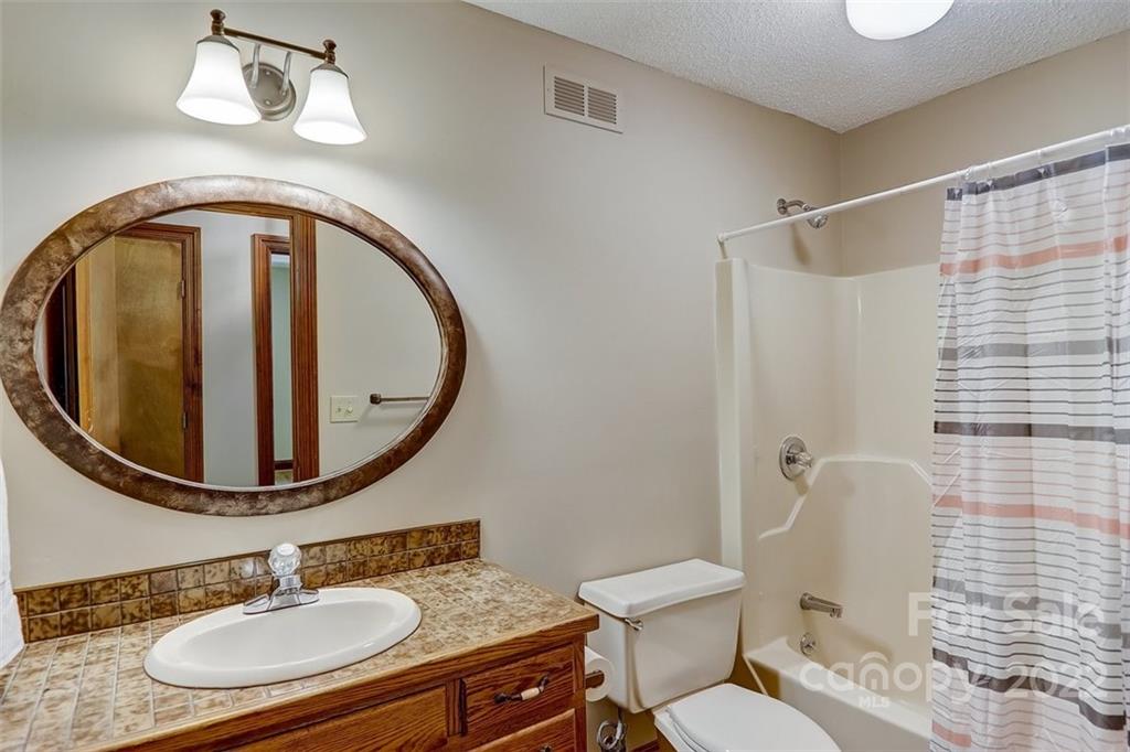 475 Emmas Grove Road Fletcher, NC 28732 - Photo 13 of 24 Gallery Image 13