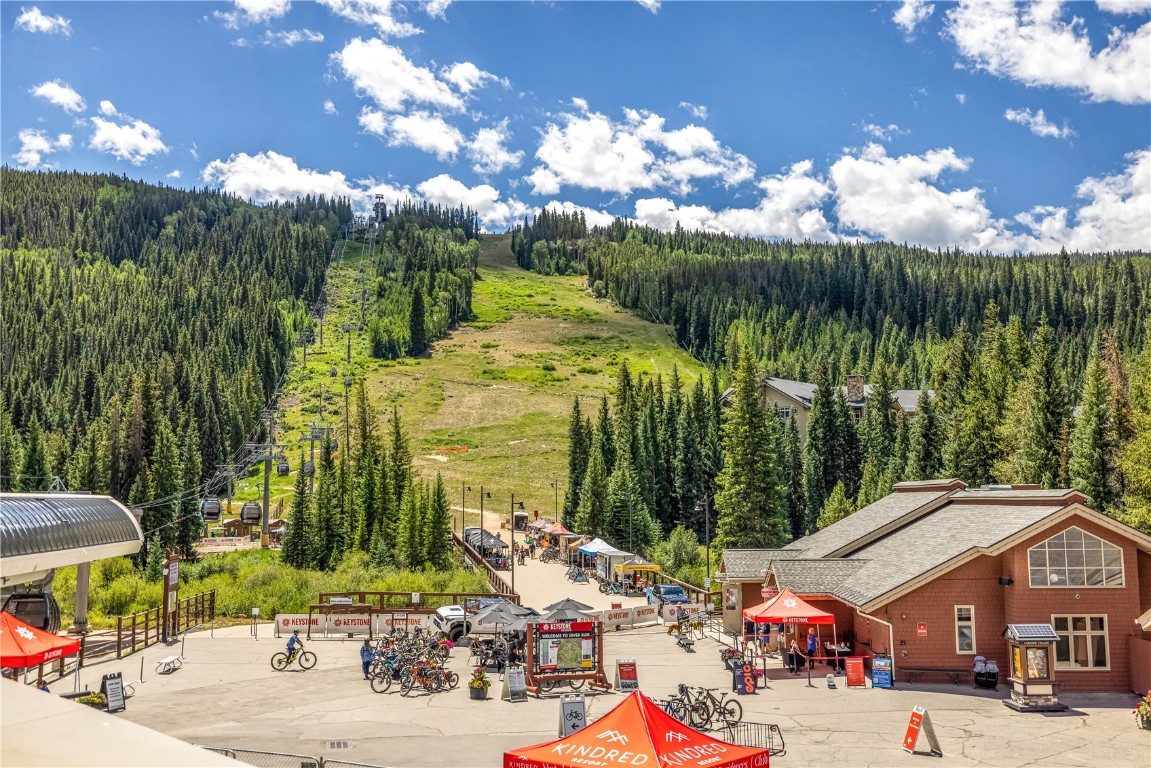 75 Hunki Dori Court, Unit W113 Keystone, CO 80435 - Photo 11 of 50 a view of a city