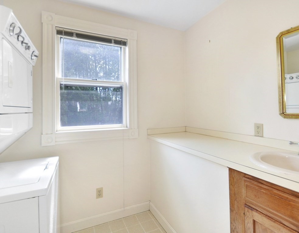4 Lincoln Street Maynard, MA 01754 - Photo 28 of 42 Gallery Image 28