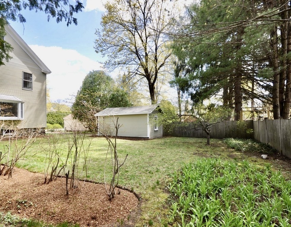 4 Lincoln Street Maynard, MA 01754 - Photo 3 of 42 Gallery Image 3