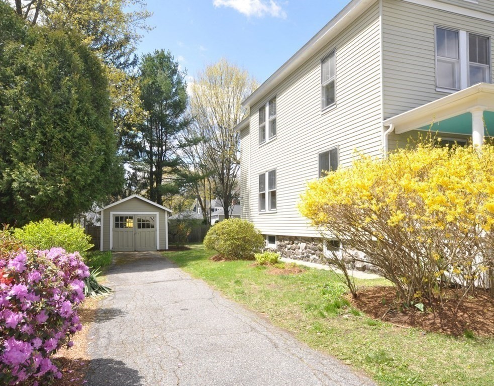 4 Lincoln Street Maynard, MA 01754 - Photo 9 of 42 Gallery Image 9