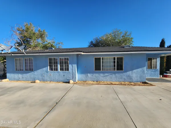 $399,993 | 10319 East Ave R 8, Littlerock, CA 93543