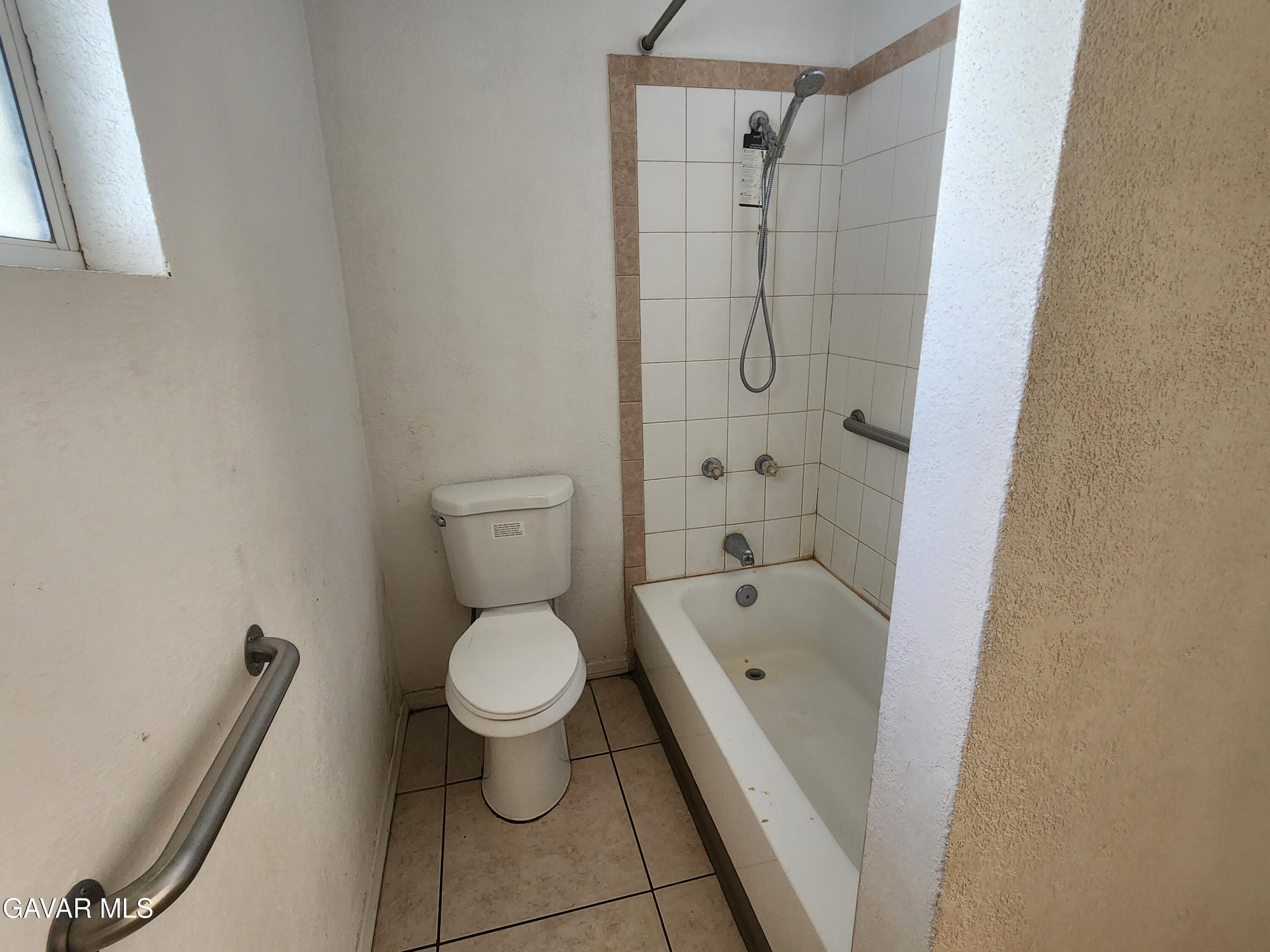 10319 East Ave R 8 Littlerock, CA 93543 - Photo 12 of 23 10319 E Ave R8 12