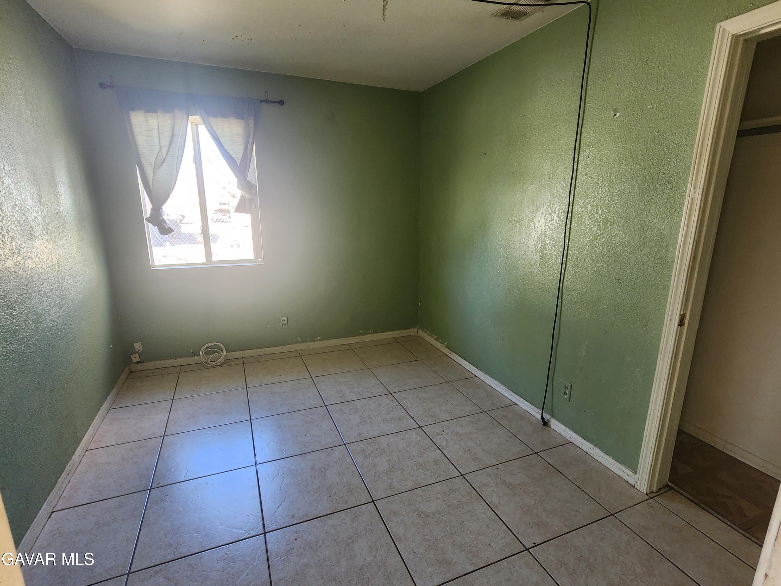 10319 East Ave R 8 Littlerock, CA 93543 - Photo 13 of 23 10319 E Ave R8 13