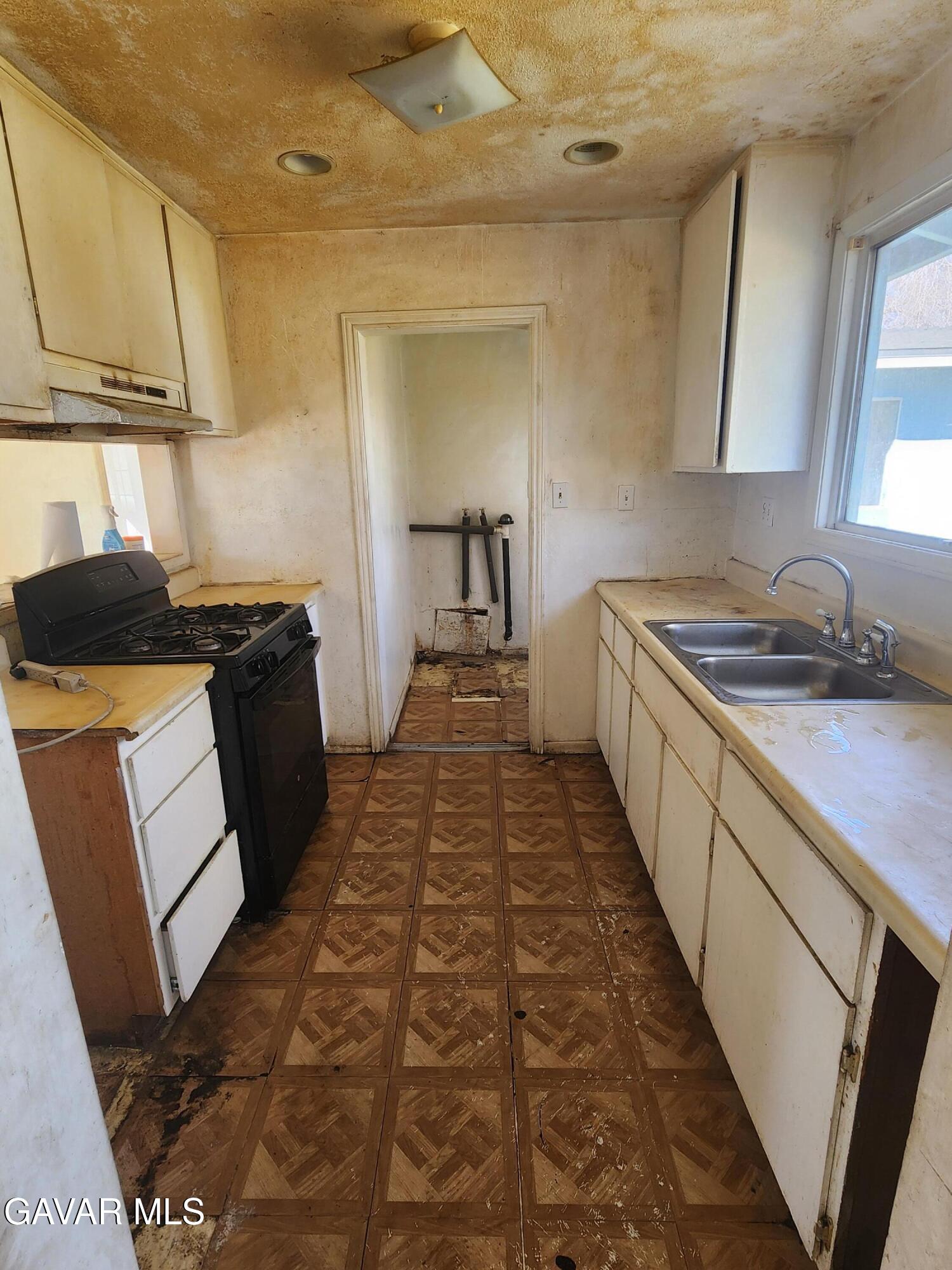 10319 East Ave R 8 Littlerock, CA 93543 - Photo 21 of 23 10319 E Ave R8 21