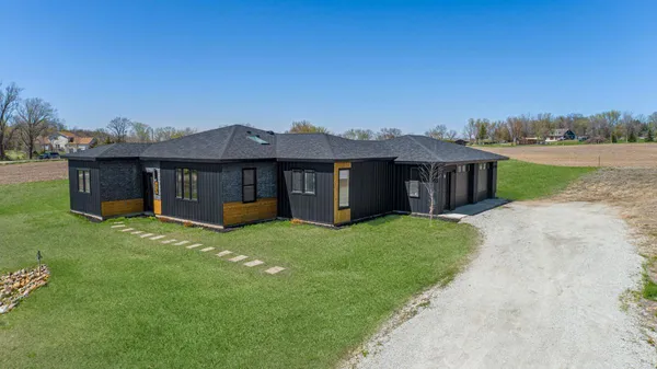 $550,000 | 20355 Cedar Lake Trail, Morristown, MN 55052