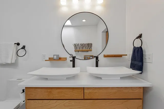 $560,000 | 20355 Cedar Lake Trail, Morristown, MN 55052