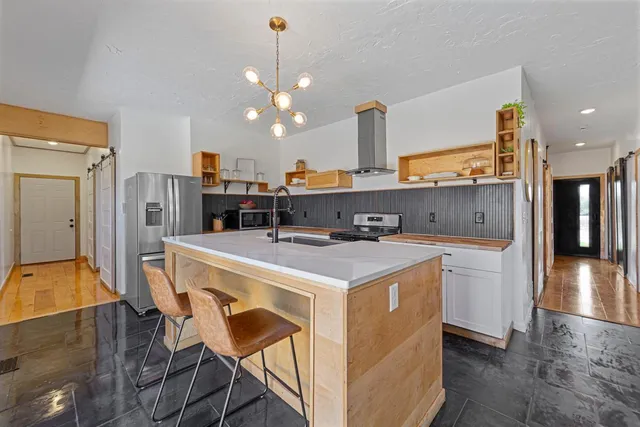 $560,000 | 20355 Cedar Lake Trail, Morristown, MN 55052