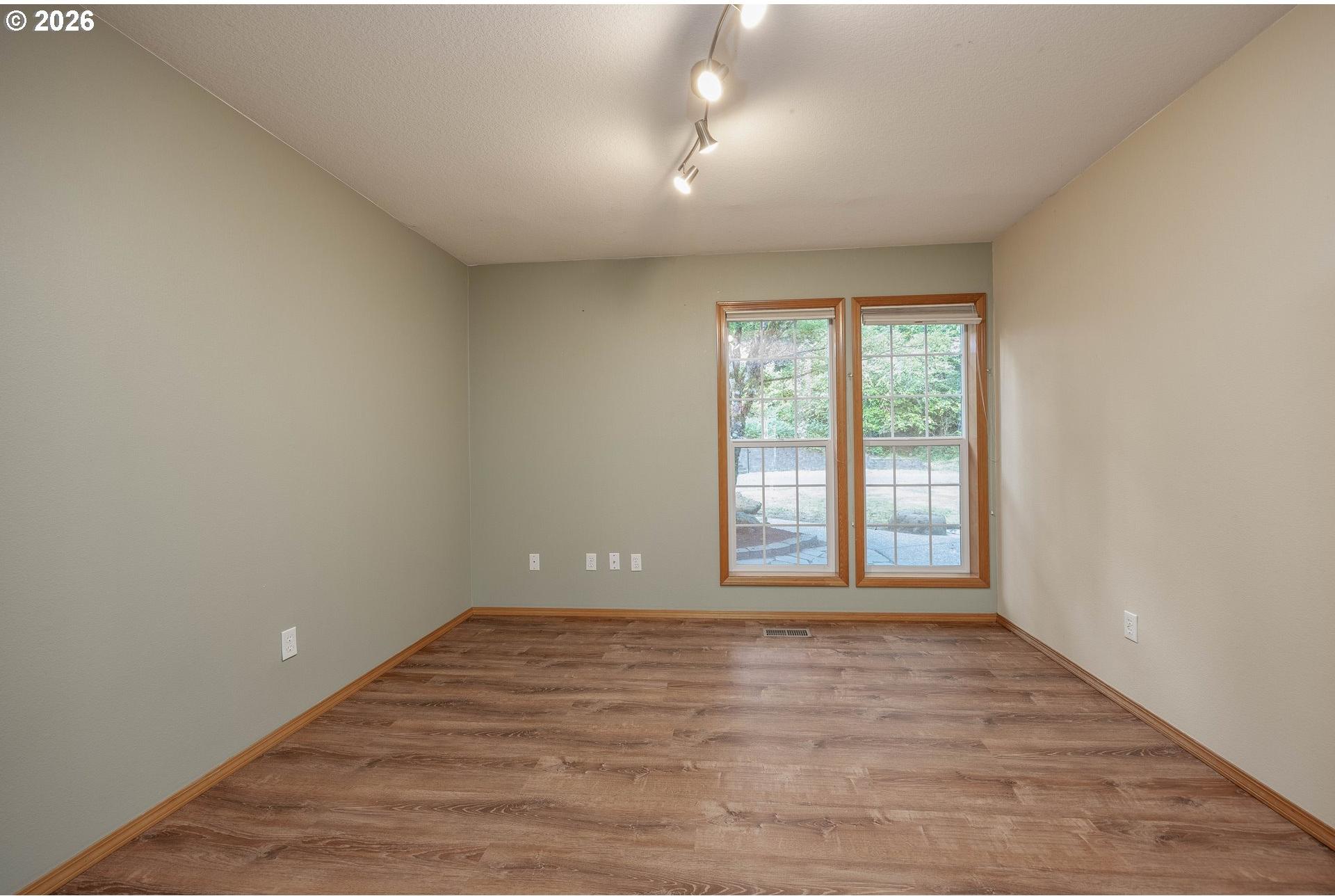 28323 Northeast 48th Way Camas, WA 98607 - Photo 28 of 42 Gallery Image 28