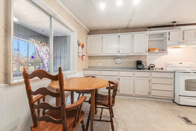 $210,000 | 780 Bowes Road, Lowell, MI 49331