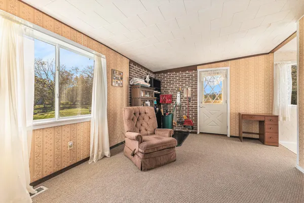 $170,000 | 780 Bowes Road, Lowell, MI 49331