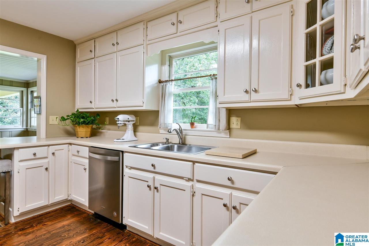 644 Ridge Top Circle Birmingham, AL 35206 - Photo 12 of 38