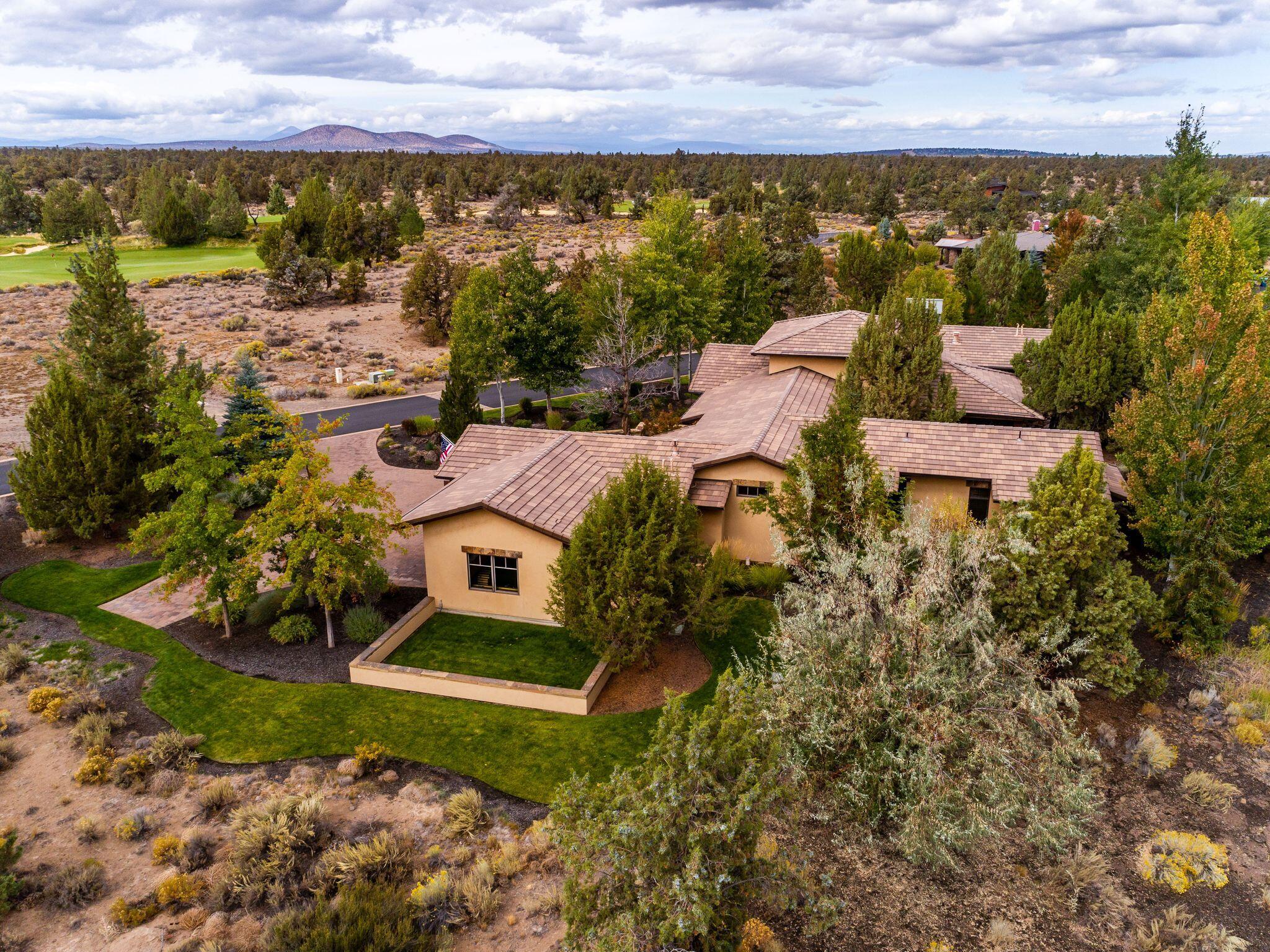 65904 Fazio Ln Bend Bend, OR 97701 - Photo 43 of 63 Dog run area perfect for little hounds!