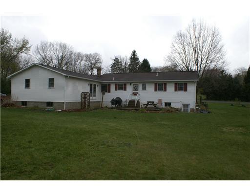 128 Moran Road Butler, PA 16002 - Photo 3 of 18 Exterior Back.