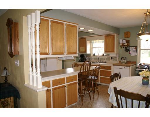 128 Moran Road Butler, PA 16002 - Photo 6 of 18 Kitchen.