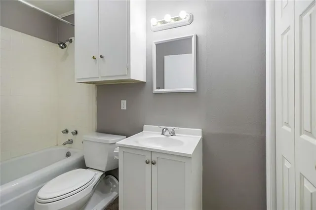 $389,500 | Undisclosed Address, Baton Rouge, LA 70806