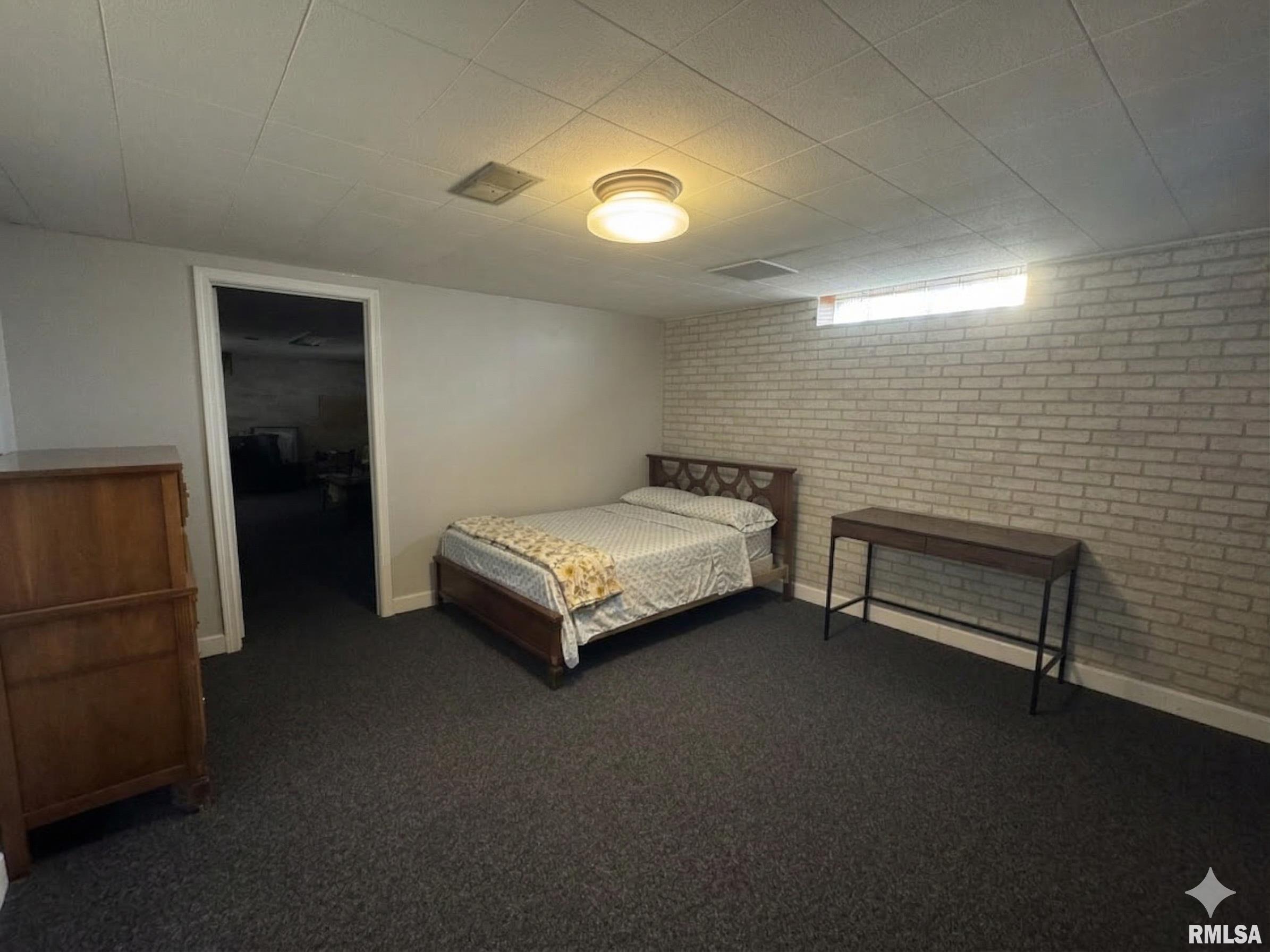 133 South Elmwood Road Farmington, IL 61531 - Photo 19 of 31