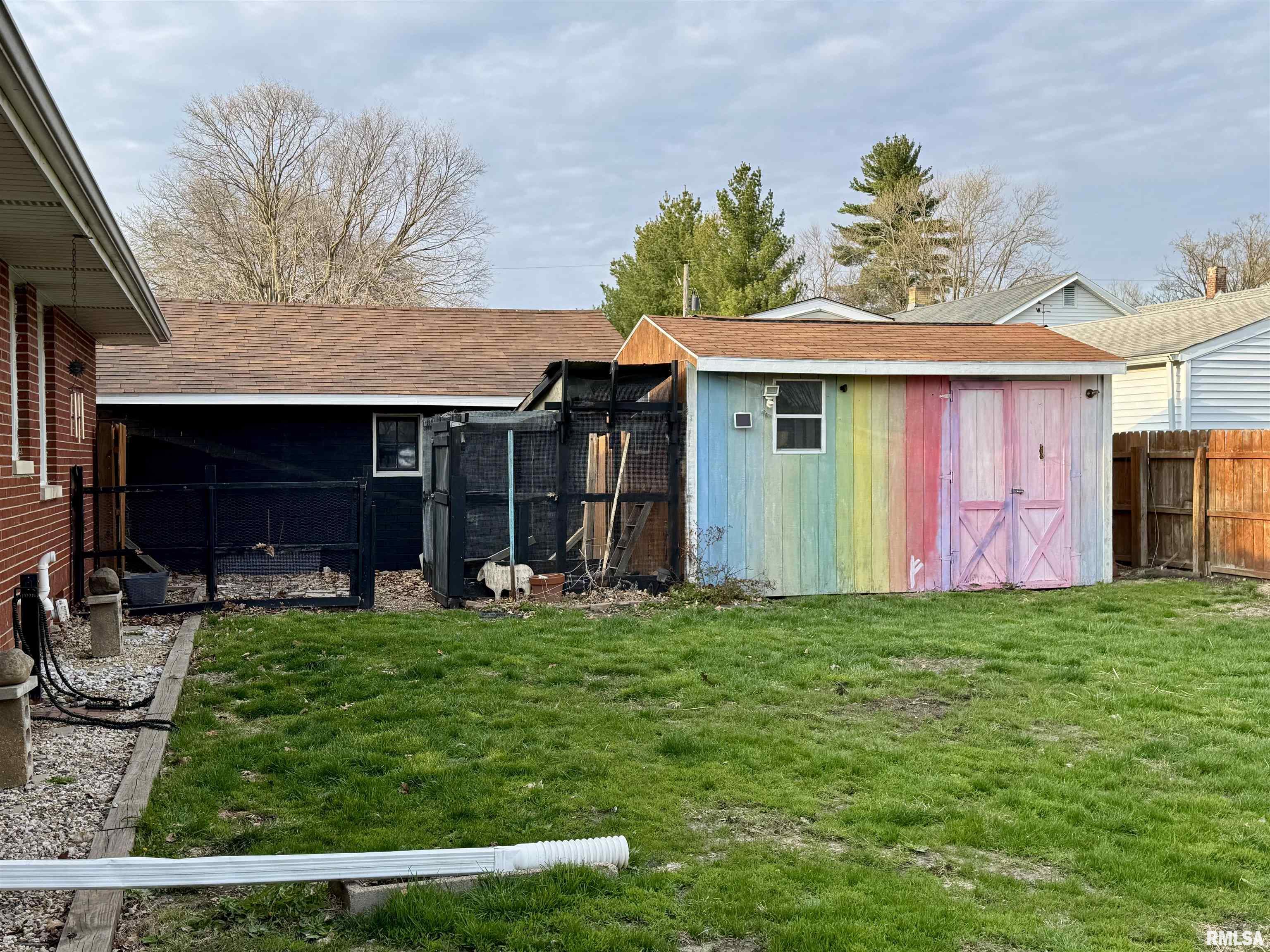 133 South Elmwood Road Farmington, IL 61531 - Photo 26 of 31