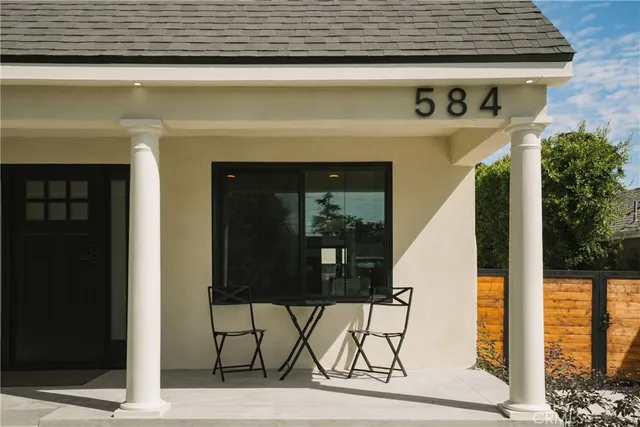 $2,458,000 | 584 North Plymouth Boulevard, Los Angeles, CA 90004