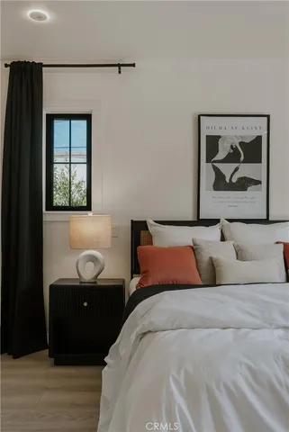 $2,458,000 | 584 North Plymouth Boulevard, Los Angeles, CA 90004