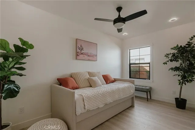 $2,458,000 | 584 North Plymouth Boulevard, Los Angeles, CA 90004