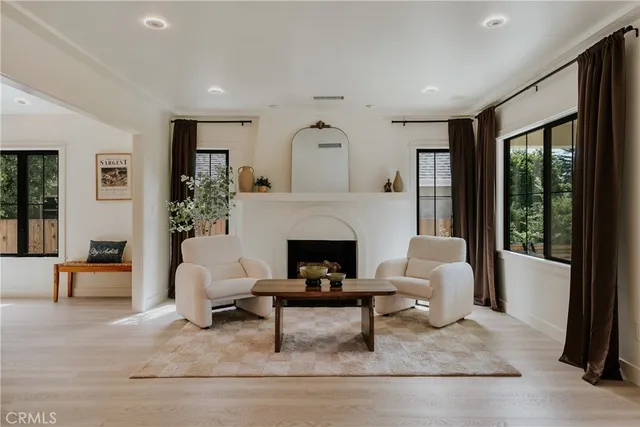 $2,458,000 | 584 North Plymouth Boulevard, Los Angeles, CA 90004