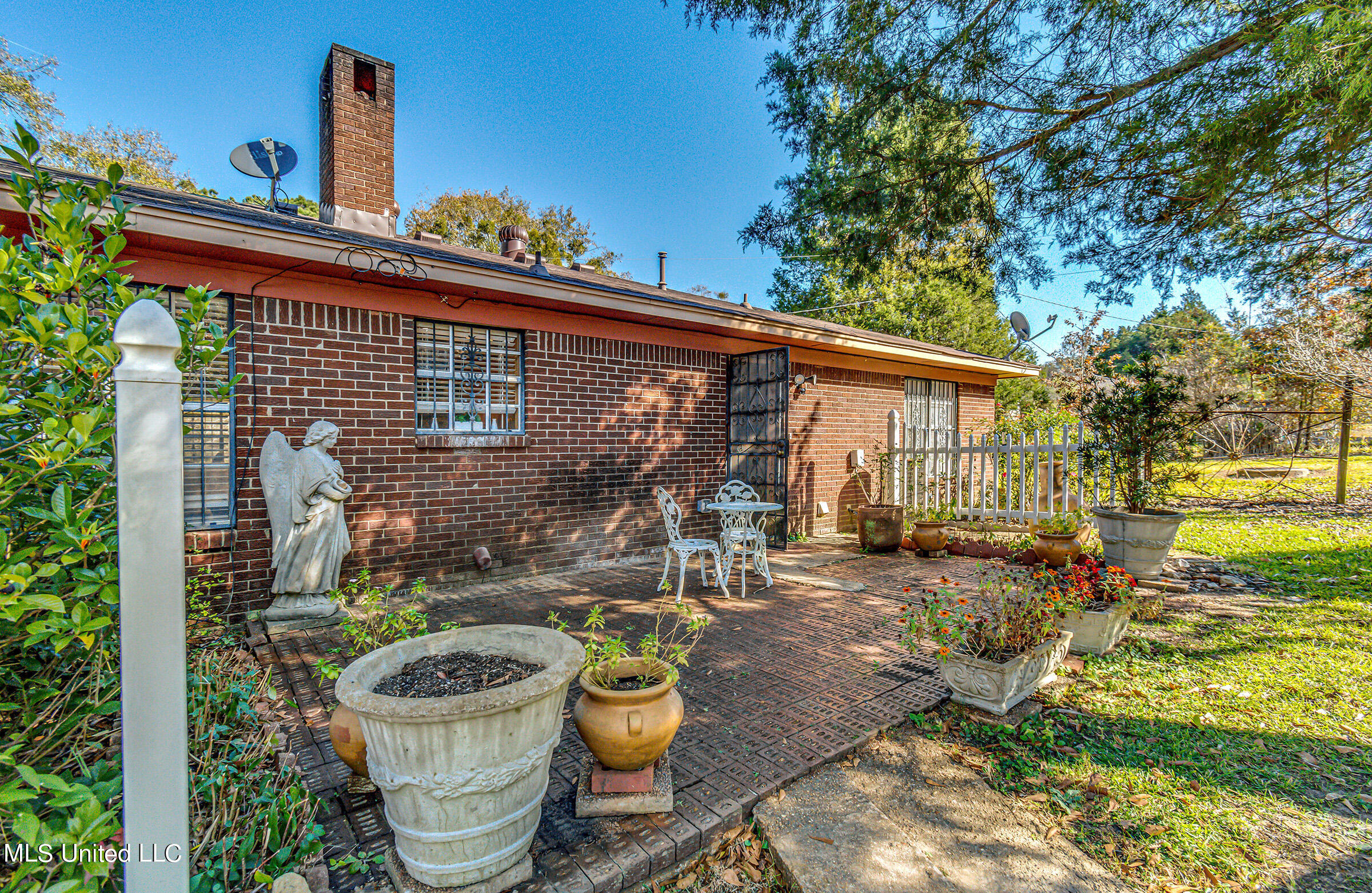 937 Livingston Vernon Road Flora, MS 39071 - Photo 12 of 60 937 Livingston Vernon Rd-12