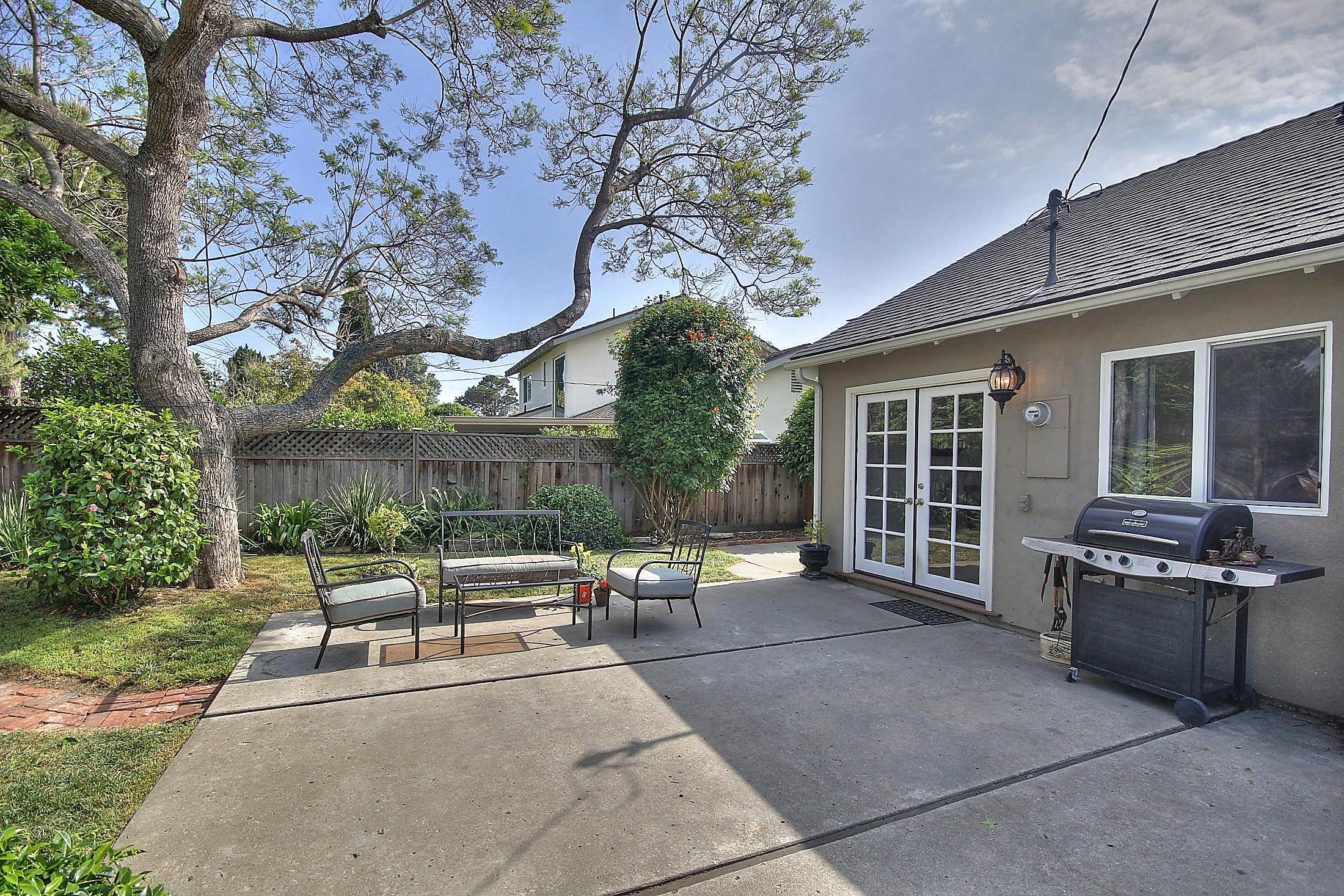 564 Wakefield Road Goleta, CA 93117 - Photo 21 of 26 Back of house