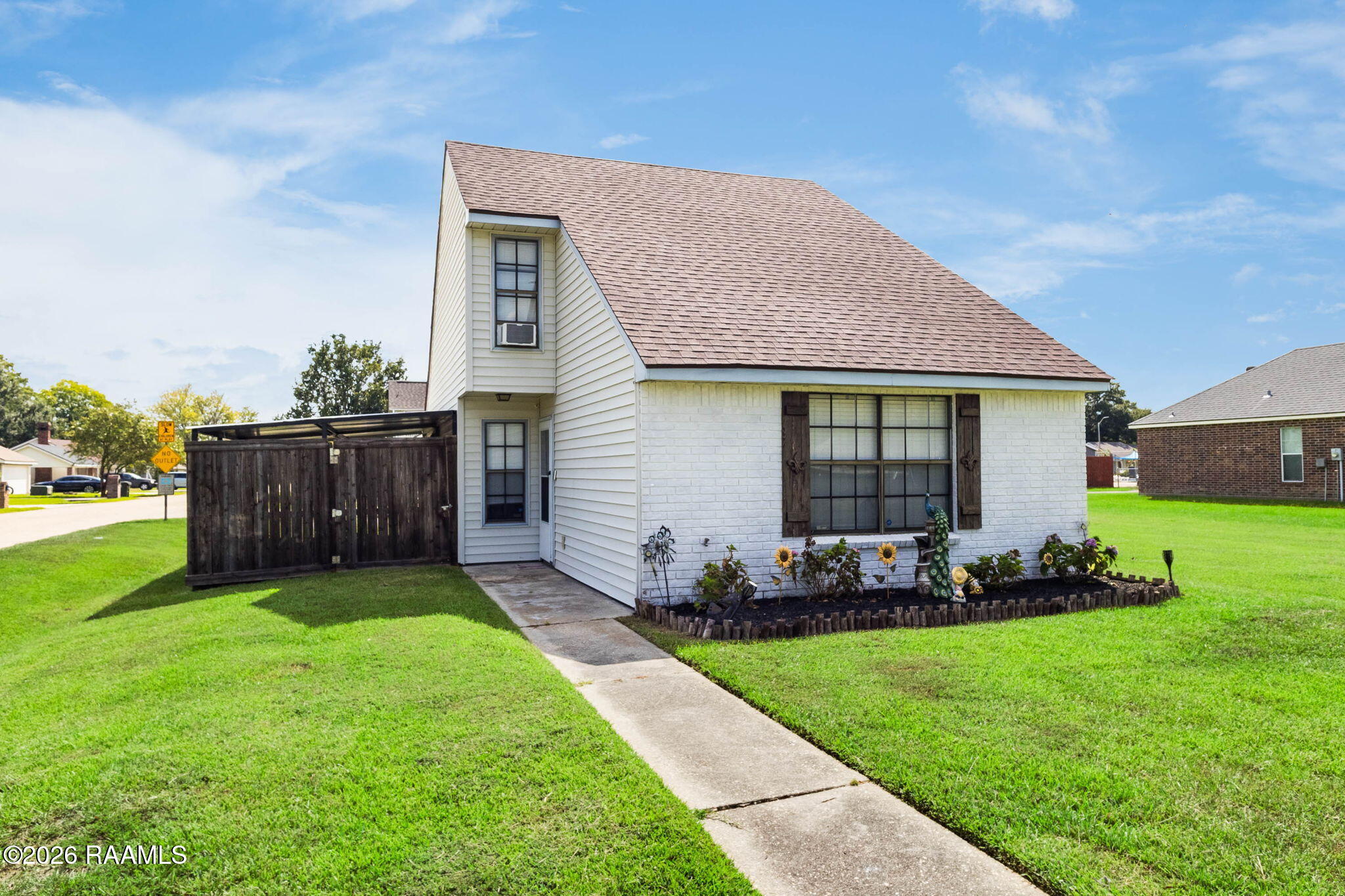 442 Le Violon Road Lafayette, LA 70506 - Photo 1 of 15 1-web-or-mls-442 Le Violon Rd-15