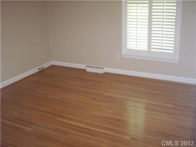 3930 Sulkirk Road Charlotte, NC 28210 - Photo 4 of 9 Gallery Image 4