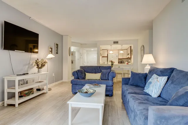 $1,600 | 2000 New River Inlet Road, Unit 1212, North Topsail Beach, NC 28460