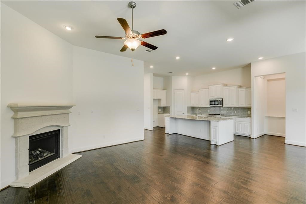 103 County Road 180, Unit 17 Leander, TX 78641 - Photo 17 of 29