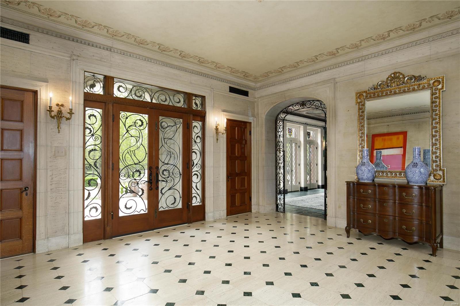 9625 Ladue Road St. Louis, MO 63124 - Photo 19 of 38