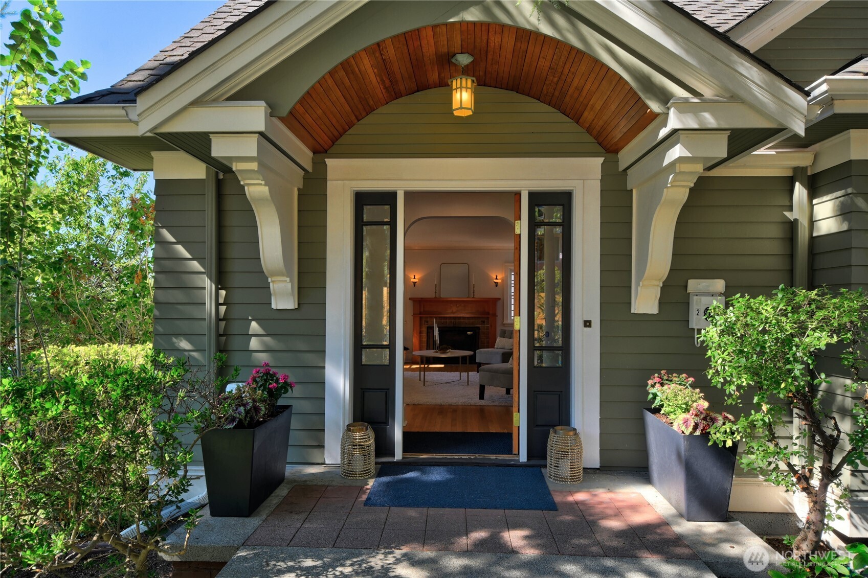 2 Fulton Street Seattle, WA 98109 - Photo 2 of 40