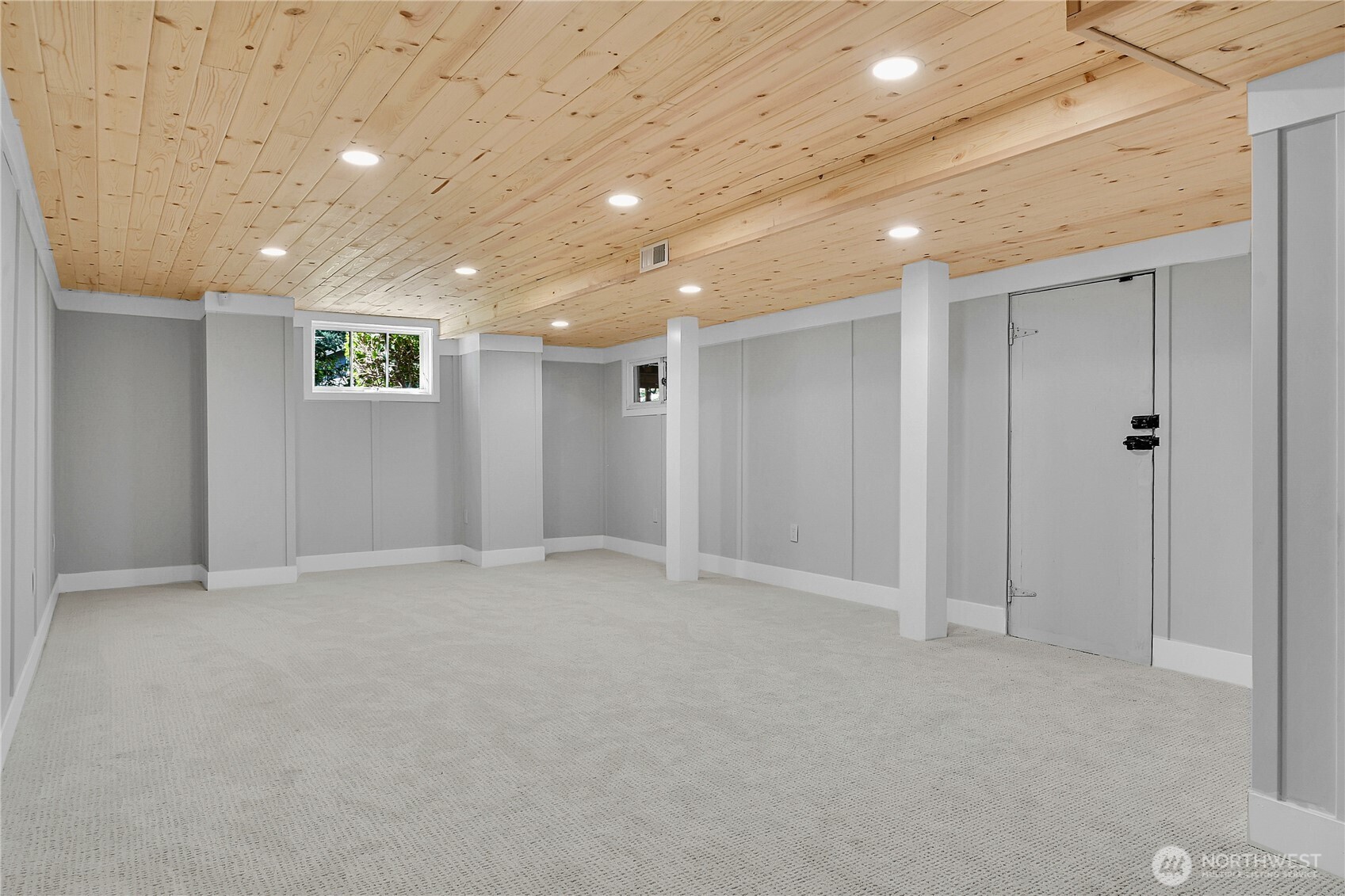 2 Fulton Street Seattle, WA 98109 - Photo 34 of 40