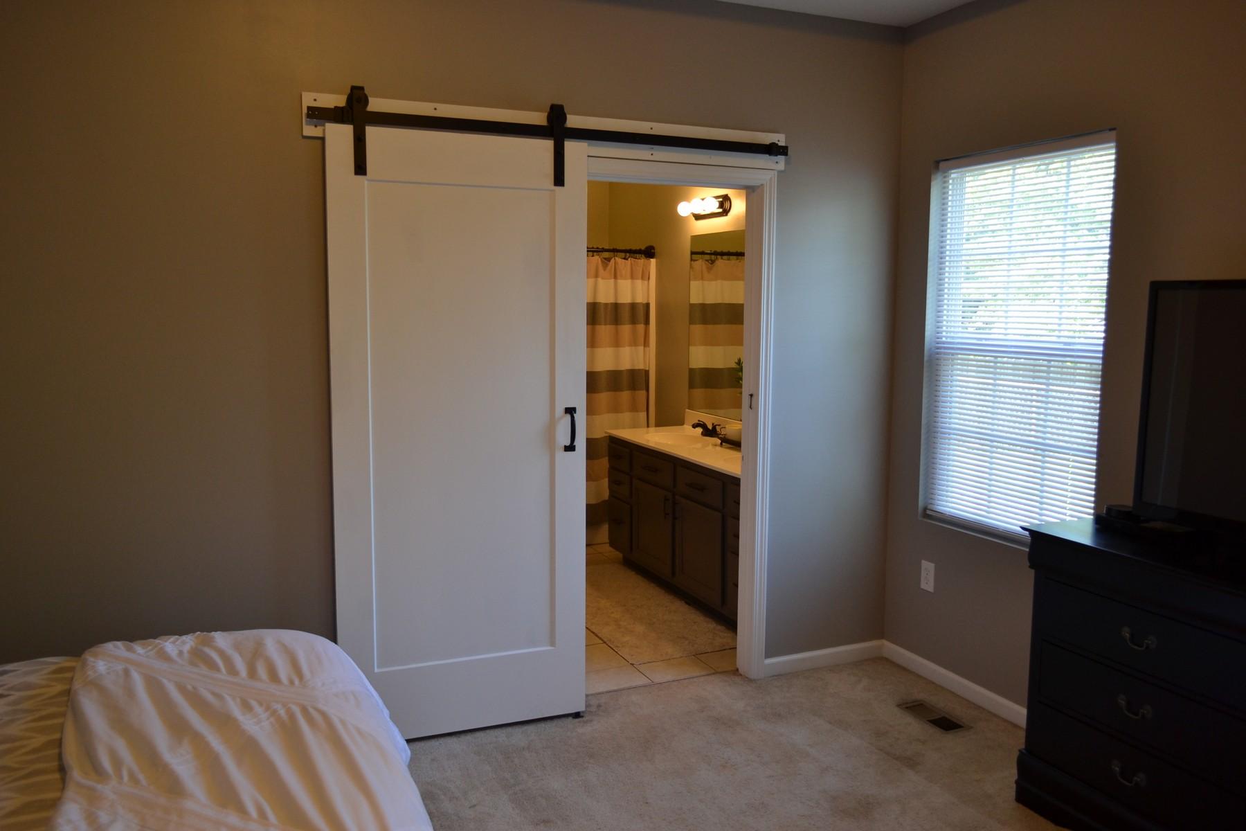 2606 Kings Point Road Knoxville, TN 37931 - Photo 14 of 23 D2 2017-07-25 17.35.14