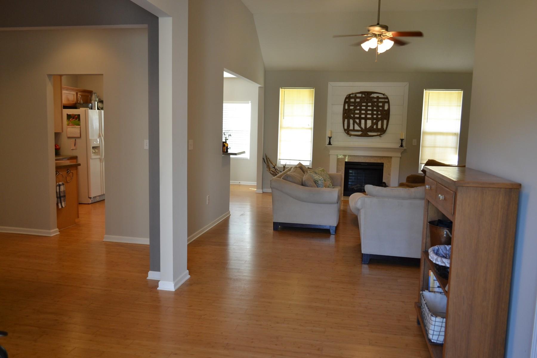 2606 Kings Point Road Knoxville, TN 37931 - Photo 7 of 23 B3 2017-07-25 17.37.32