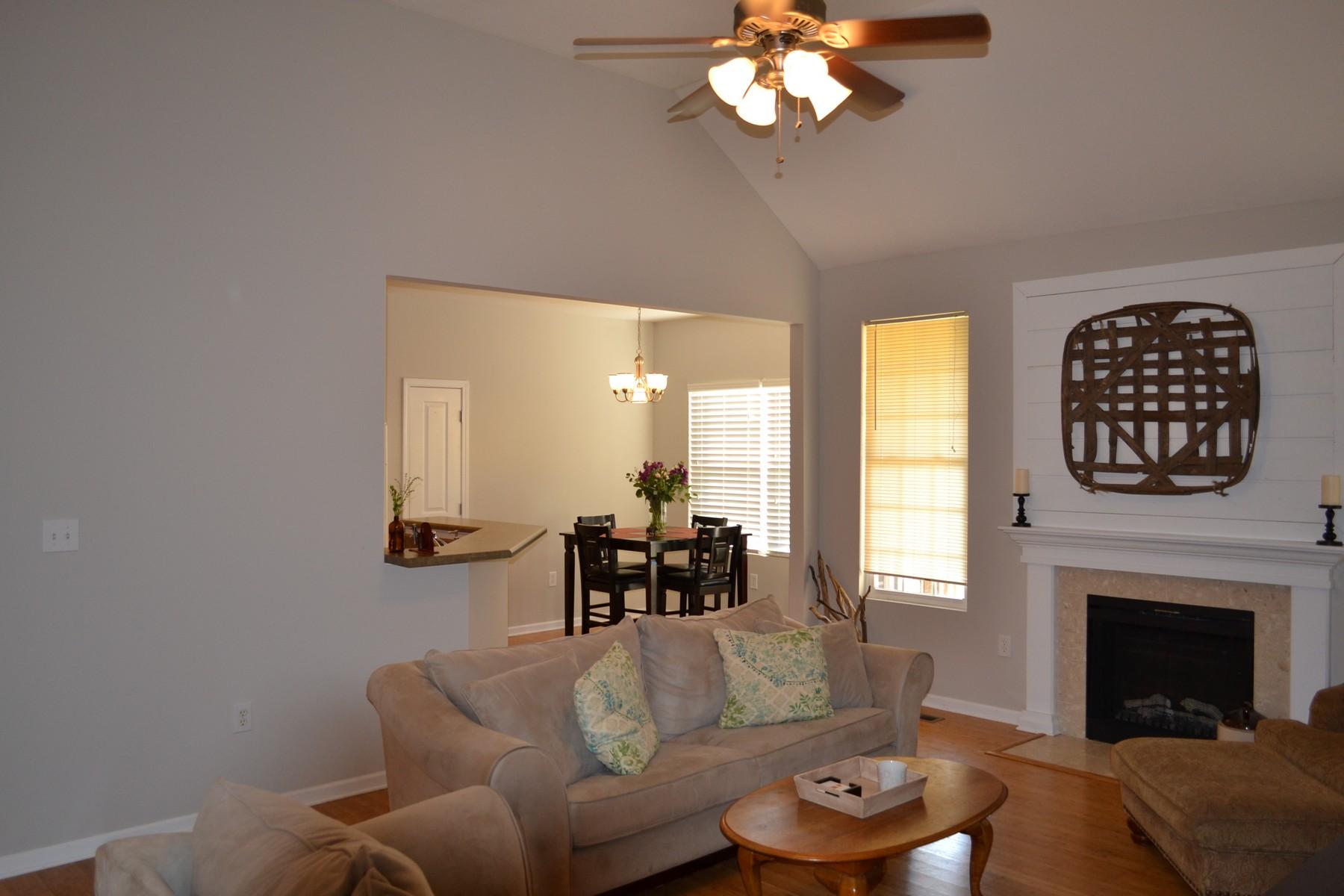 2606 Kings Point Road Knoxville, TN 37931 - Photo 9 of 23 B5 2017-07-25 17.42.24