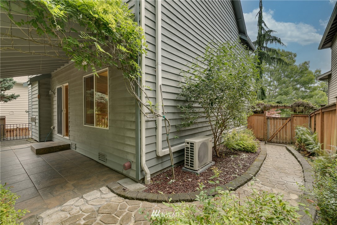 23034 12th Drive Southeast Bothell, WA 98021 - Photo 29 of 32 a view of a house with a yard