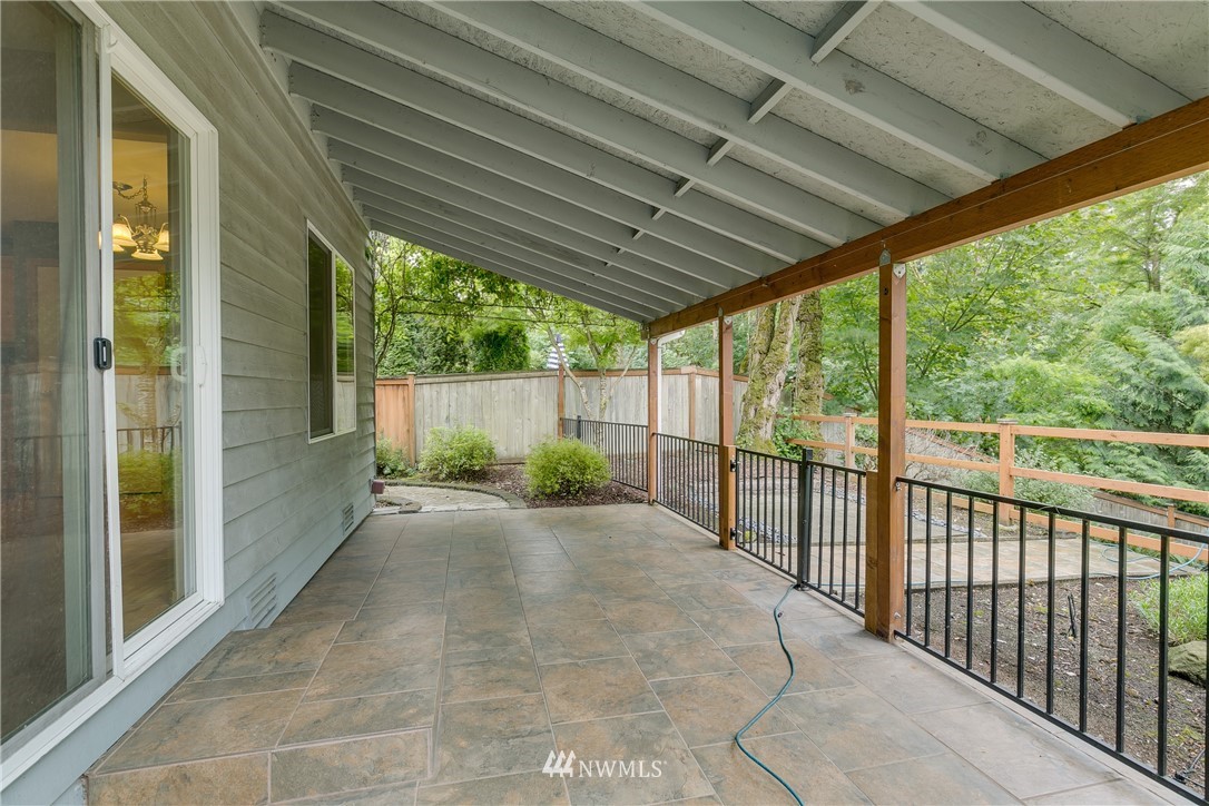23034 12th Drive Southeast Bothell, WA 98021 - Photo 30 of 32 a view of backyard with green space